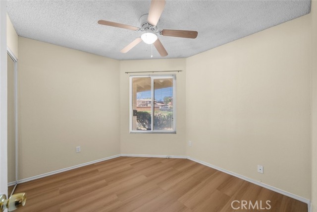45260 7th E Street, Lancaster CA: https://media.crmls.org/medias/e8bb7786-d4f2-420d-b79e-81ef487dad06.jpg
