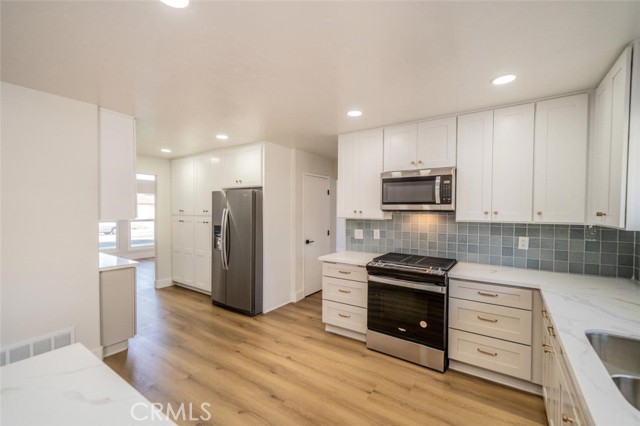 Detail Gallery Image 9 of 26 For 40033 Sagewood Dr, Palm Desert,  CA 92260 - 4 Beds | 2 Baths