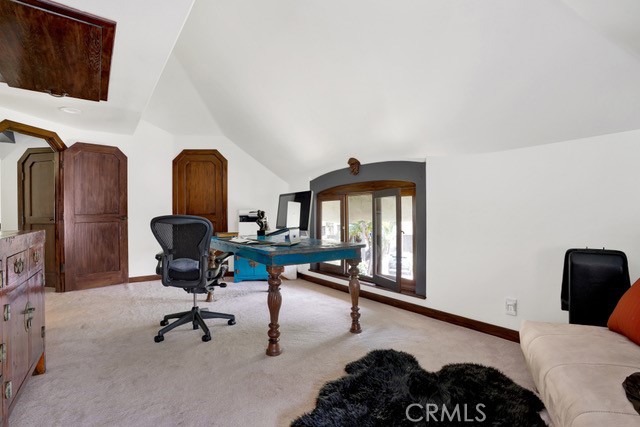 266 Canyon Acres Drive, Laguna Beach CA: https://media.crmls.org/medias/e8bd45af-2a7e-4b7b-9fa2-9703e8cbe72b.jpg