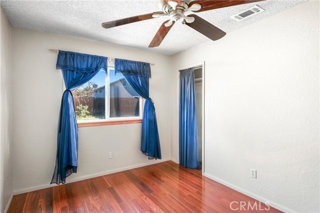 Detail Gallery Image 23 of 50 For 2555 W Atchison St, San Bernardino,  CA 92410 - 4 Beds | 2 Baths