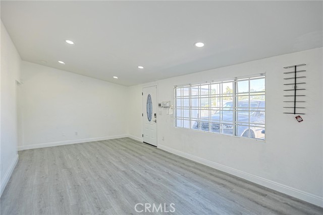 Detail Gallery Image 4 of 36 For 11222 Anabel Ave, Garden Grove,  CA 92843 - 6 Beds | 5 Baths