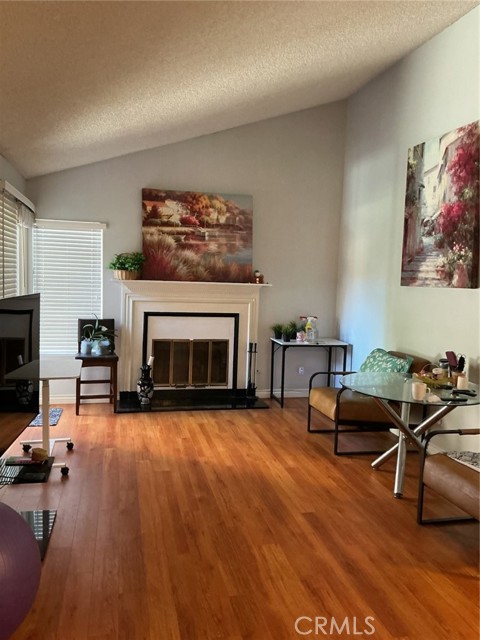 Detail Gallery Image 20 of 50 For 19849 Collins, Canyon Country,  CA 91351 - 3 Beds | 2 Baths