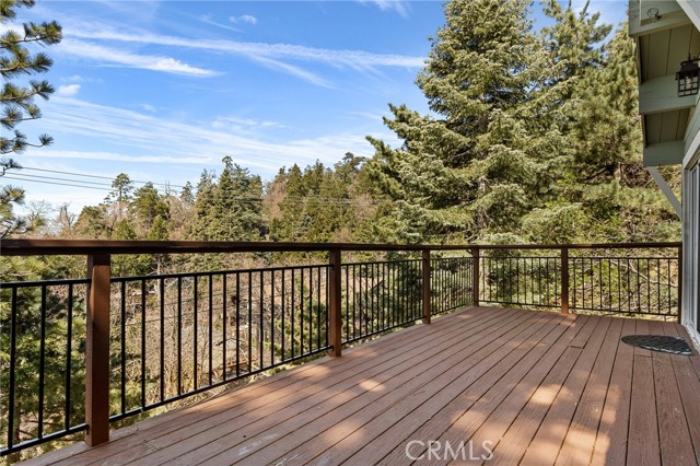 Detail Gallery Image 12 of 41 For 26568 Valley View Dr, Rimforest,  CA 92378 - 3 Beds | 2 Baths
