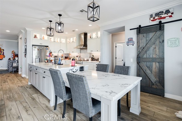 4225 W Riviera, Corona CA: https://media.crmls.org/medias/e8c149d2-66ce-487f-ab34-ced31b82b841.jpg