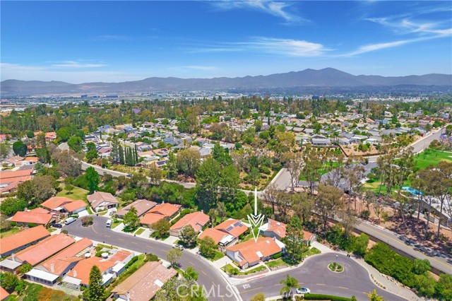 5185 Duenas, Laguna Woods CA: https://media.crmls.org/medias/e8c15e38-db0a-4eed-a714-653e4d368424.jpg