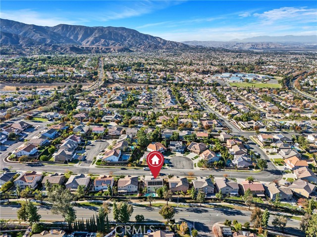 Detail Gallery Image 7 of 42 For 3637 Sedlock Dr, Corona,  CA 92881 - 4 Beds | 2/1 Baths