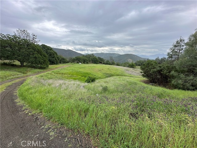 Detail Gallery Image 6 of 12 For 666 Watertrough Rd, Clearlake Oaks,  CA 95423 - 1 Beds | 1 Baths