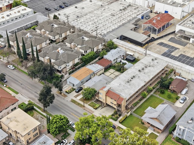 Detail Gallery Image 4 of 7 For 345 Concord St, Glendale,  CA 91203 - 3 Beds | 2 Baths