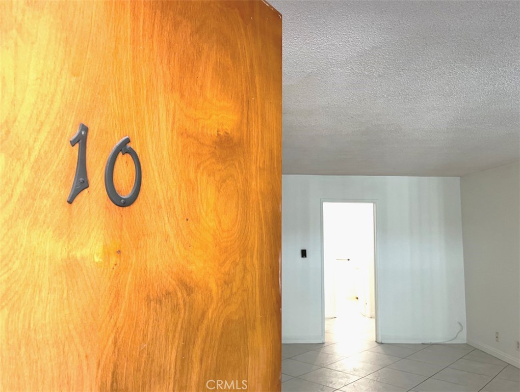 120 Alamitos Avenue #10