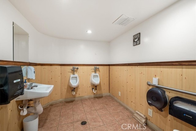 Detail Gallery Image 28 of 75 For 910 Guadalupe, Guadalupe,  CA 93434 - 1 Beds | 1/2 Baths