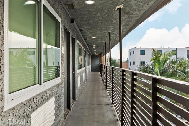 Image 4 of 13 For 1717 Vermont