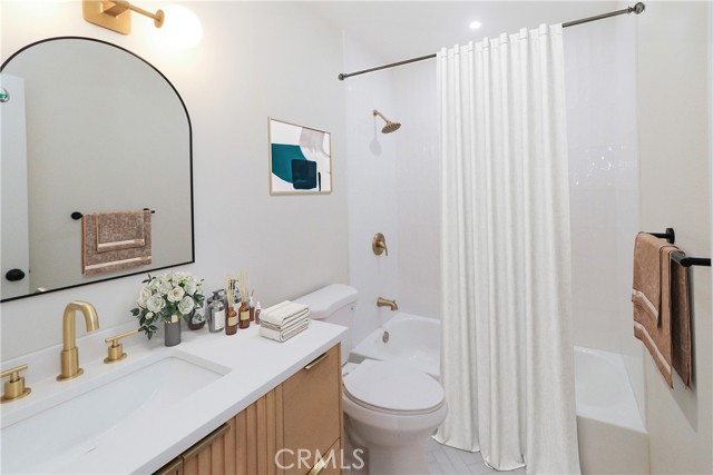 Image 3 of 11 For 6679 Linda Vista Road  24