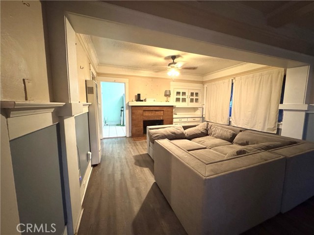 Detail Gallery Image 11 of 17 For 214 E 56th St, Los Angeles,  CA 90011 - 2 Beds | 1 Baths