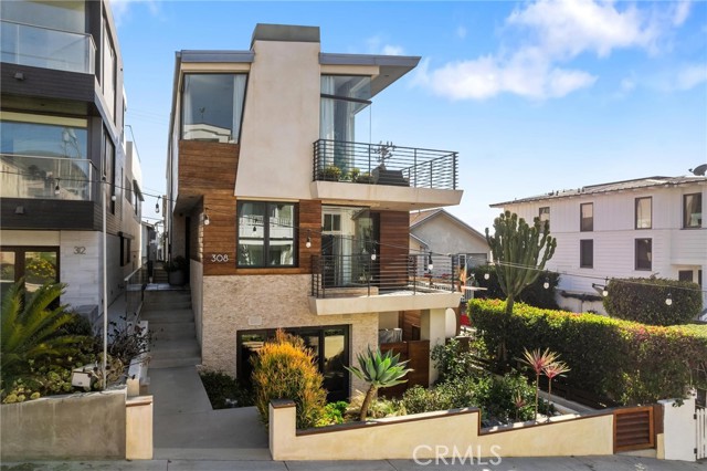 308 17th Street, Manhattan Beach, California 90266, 5 Bedrooms Bedrooms, ,5 BathroomsBathrooms,Residential,For Sale,17th,SB25007021