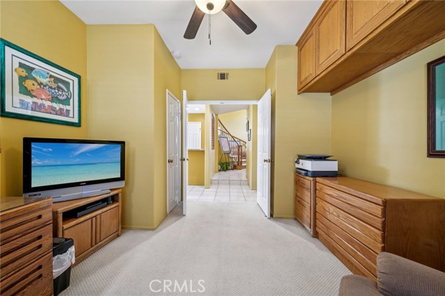 6586 Manzanita Court, Chino CA: https://media.crmls.org/medias/e8c49335-58a7-48a0-99c9-f199550c4c75.jpg