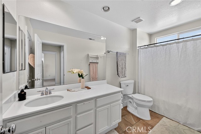 Detail Gallery Image 32 of 49 For 1043 Saltbush, Hemet,  CA 92545 - 4 Beds | 3/1 Baths