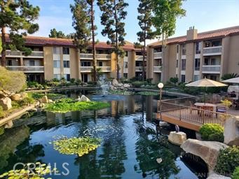 1775 Diamond Street, San Diego CA: https://media.crmls.org/medias/e8c5149f-071a-48d5-af20-db6aa2a21ccc.jpg