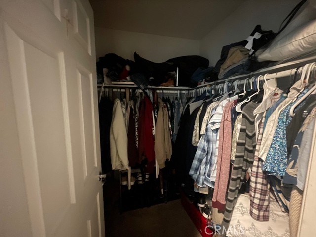 Detail Gallery Image 15 of 27 For 26871 Snow Canyon Cir, Moreno Valley,  CA 92555 - 5 Beds | 3 Baths