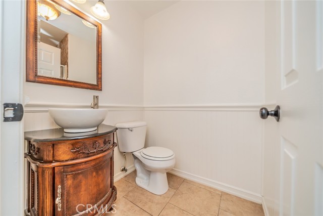 Detail Gallery Image 10 of 61 For 13621 Dellwood Ave, Victorville,  CA 92392 - 6 Beds | 3 Baths