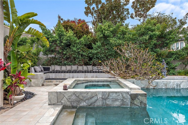 Detail Gallery Image 22 of 33 For 1401 Lincoln Ln, Newport Beach,  CA 92660 - 4 Beds | 5 Baths