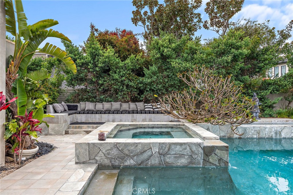 MLS #OC25157494 img 23