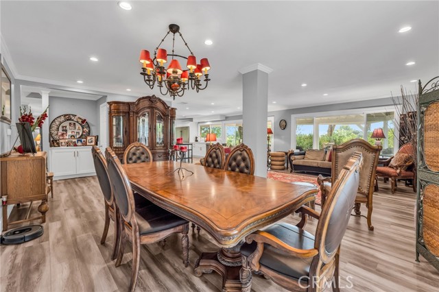 8404 Joan Lane, West Hills CA: https://media.crmls.org/medias/e8c6db10-c933-460c-b4b1-b61bd6d96730.jpg