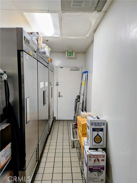  Commercial for Sale in Encino, California