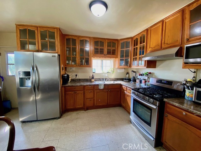 827 Turnbull Canyon Road, Hacienda Heights CA: https://media.crmls.org/medias/e8c760cf-5431-47b5-b480-afd650d07119.jpg