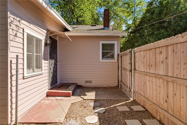 Detail Gallery Image 19 of 27 For 236 West 1st Avenue, Chico,  CA 95926 - 3 Beds | 1/1 Baths