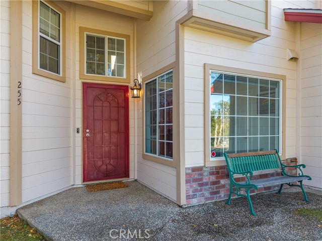 Detail Gallery Image 4 of 50 For 255 Robles, Lakeport,  CA 95453 - 3 Beds | 2/1 Baths