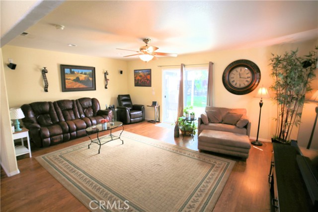 Detail Gallery Image 6 of 37 For 171 Bridgegate Ln, Paso Robles,  CA 93446 - 4 Beds | 3 Baths