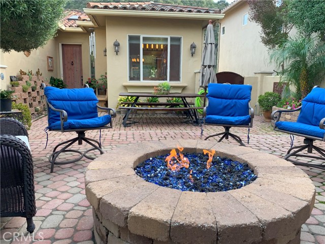 Detail Gallery Image 4 of 39 For 2555 Lupine Canyon Rd, Avila Beach,  CA 93424 - 3 Beds | 2/1 Baths