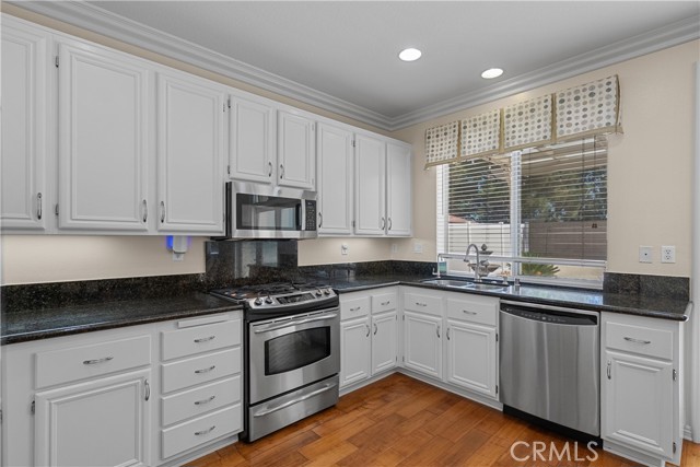 19711 Koji Court, Canyon Country CA: https://media.crmls.org/medias/e8caea46-5c42-4cdb-b92c-bab618bef18e.jpg