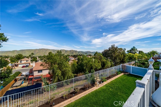 Detail Gallery Image 25 of 46 For 13120 Bay Meadows Ct, Corona,  CA 92883 - 5 Beds | 3 Baths