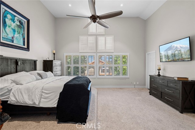 3 Snowdon, Rancho Santa Margarita CA: https://media.crmls.org/medias/e8cb660a-f986-4175-bd63-30823660a5f3.jpg