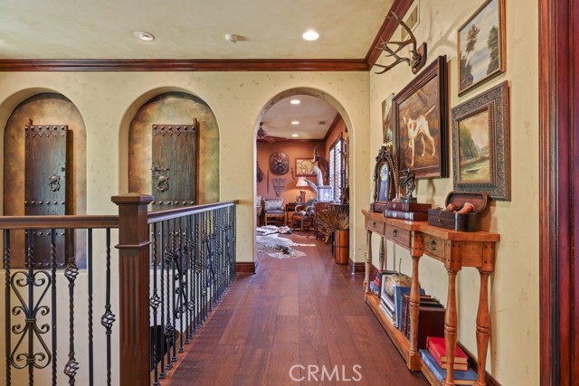 6 Marble Creek Lane, Coto de Caza CA: https://media.crmls.org/medias/e8cbea55-a7c8-4271-8844-110f60332e99.jpg