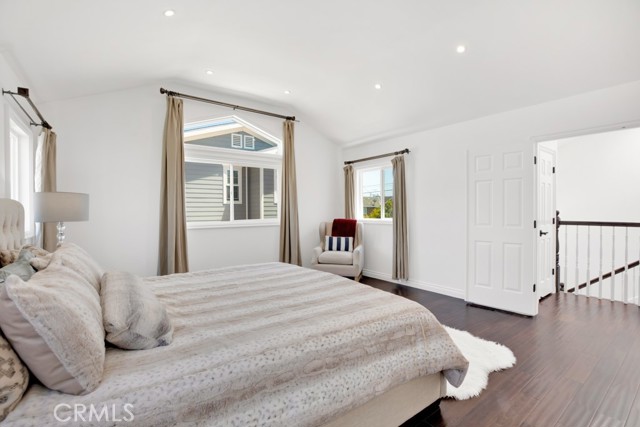 2003 Curtis Avenue, Redondo Beach, California 90278, 4 Bedrooms Bedrooms, ,2 BathroomsBathrooms,Residential,Sold,Curtis,SB22095007