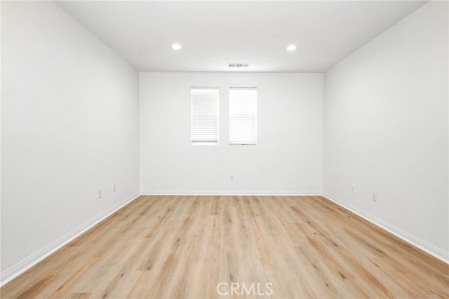 Detail Gallery Image 15 of 28 For 31 Bell Chime, Irvine,  CA 92618 - 3 Beds | 2/1 Baths