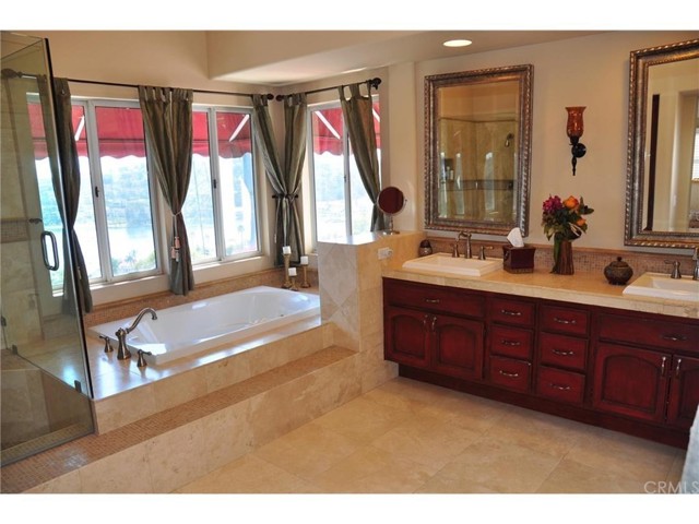 E8ccb03d 5e7e 4117 Aae9 A29e418be1aa