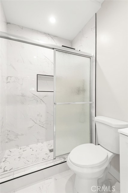 Detail Gallery Image 14 of 30 For 145 E 36th Pl #1/4,  Los Angeles,  CA 90011 - 2 Beds | 1 Baths