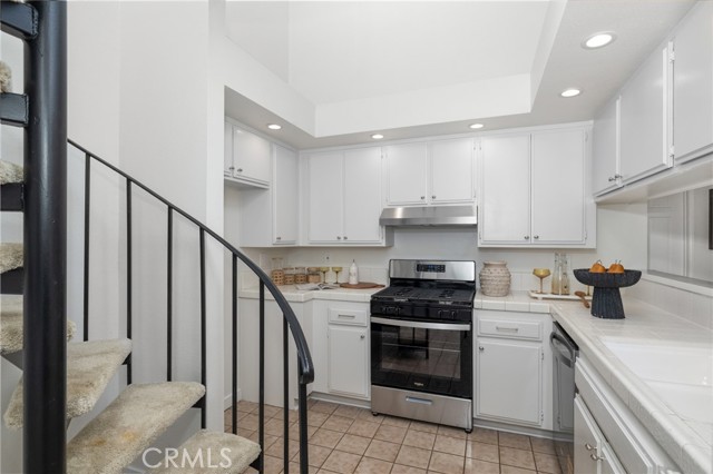 Detail Gallery Image 15 of 46 For 17202 Corbina Ln #202,  Huntington Beach,  CA 92649 - 2 Beds | 2 Baths