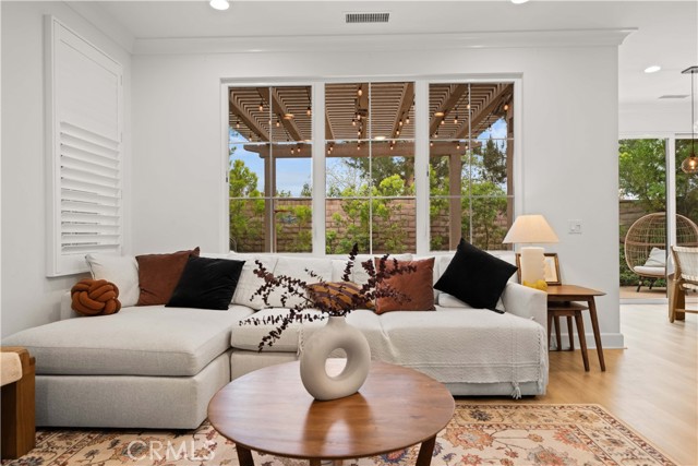 Detail Gallery Image 25 of 34 For 54 Painted Cameo, Irvine,  CA 92602 - 4 Beds | 3 Baths