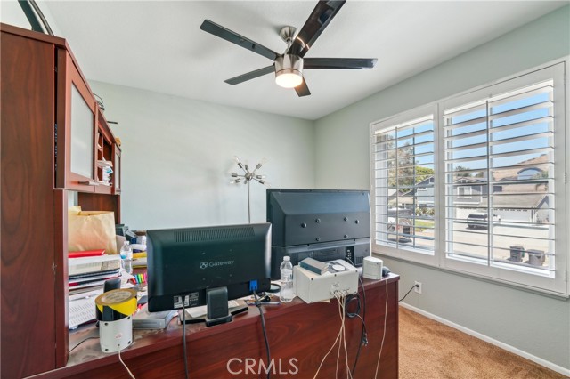 3622 Broken Twig Drive, Norco CA: https://media.crmls.org/medias/e8ce72de-f909-4172-8b00-bd57ac3502b3.jpg