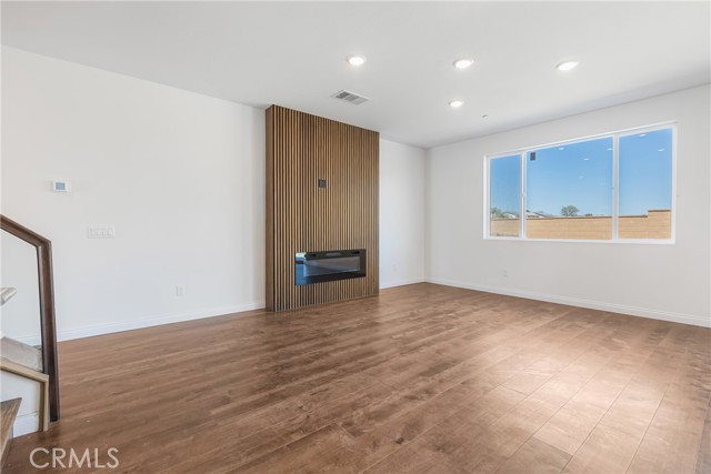 Detail Gallery Image 6 of 46 For 14424 Buvan Ct, Moreno Valley,  CA 92555 - 5 Beds | 3/1 Baths
