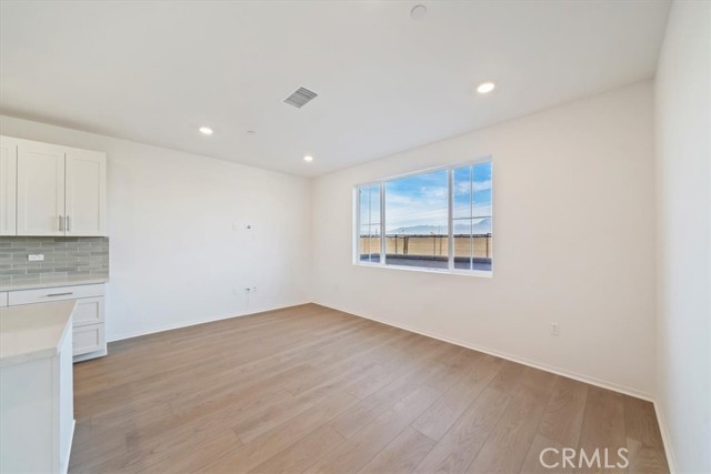 Detail Gallery Image 7 of 19 For 3560 S Eichler Paseo, Ontario,  CA 91761 - 3 Beds | 2/1 Baths