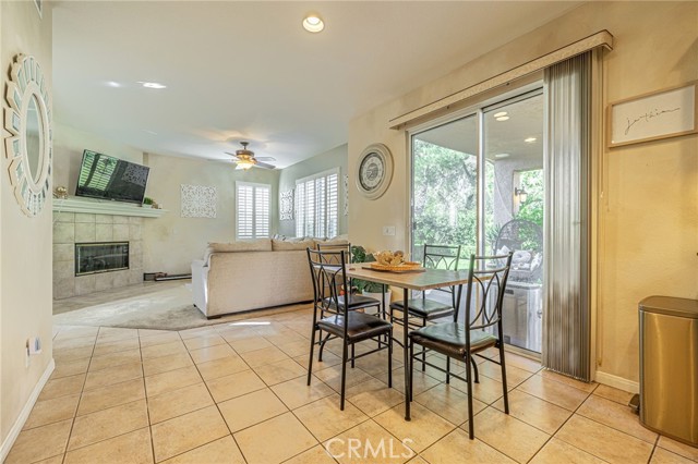 Detail Gallery Image 15 of 59 For 24345 Caladium, Valencia,  CA 91354 - 3 Beds | 2/1 Baths