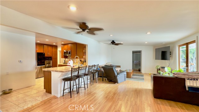 Detail Gallery Image 15 of 33 For 11806 Neenach St, Sun Valley,  CA 91352 - 3 Beds | 2 Baths