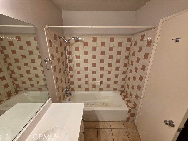 6225 Canterbury, 306 photo 15