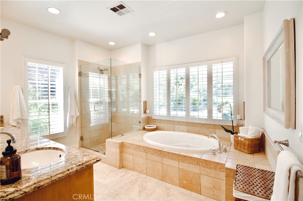 MLS #OC25090565 image #20