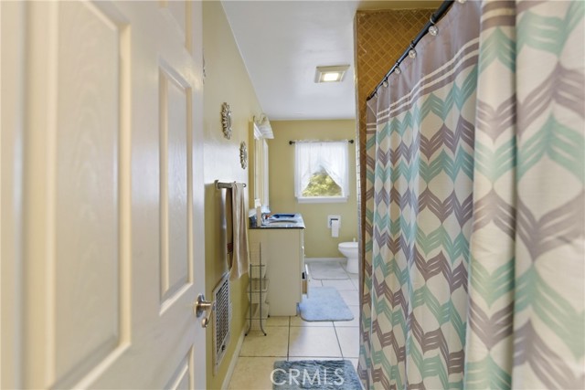 Detail Gallery Image 15 of 27 For 155 E Barclay, Long Beach,  CA 90805 - – Beds | – Baths